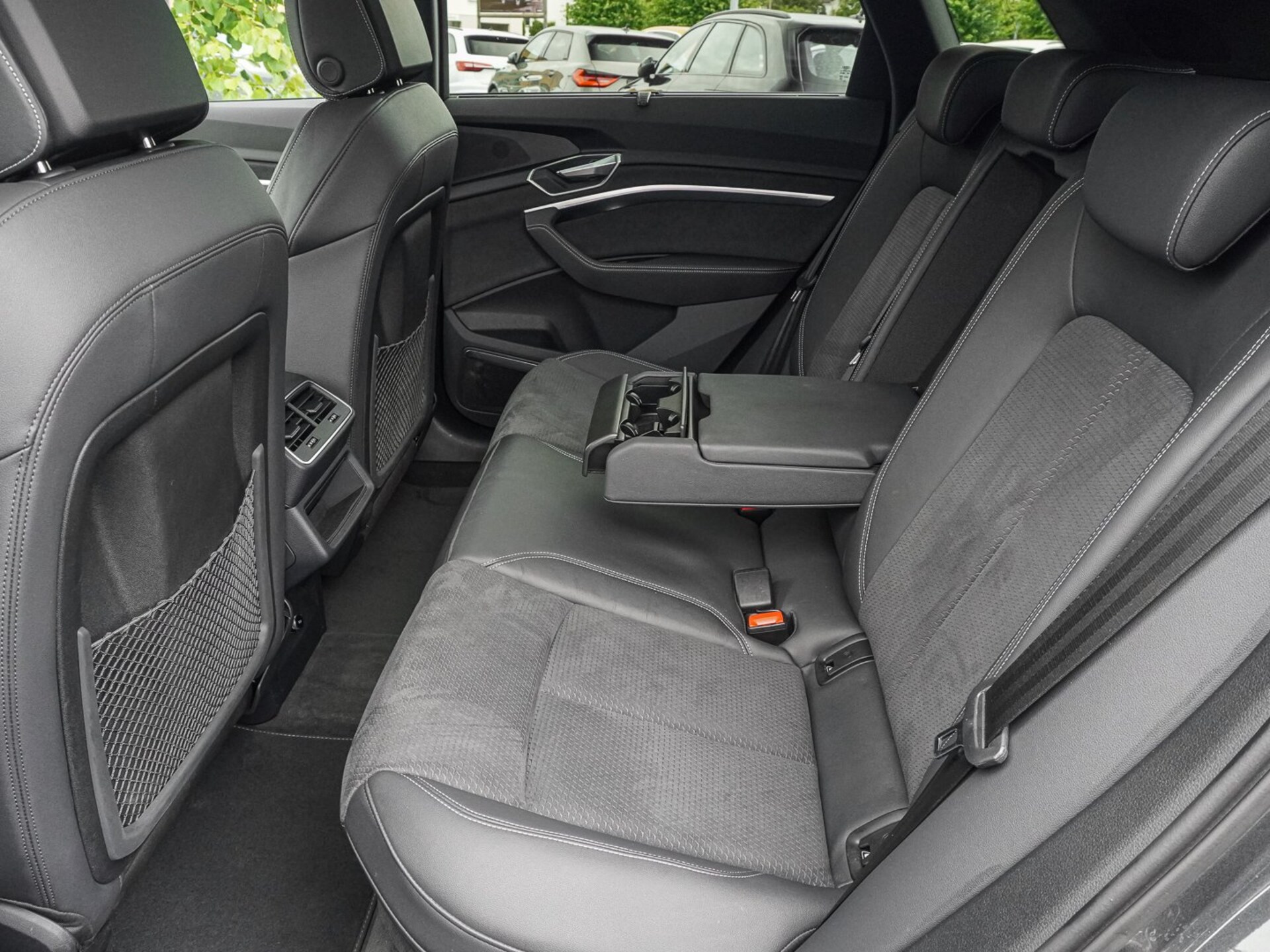 Audi Q8 e-tron S line