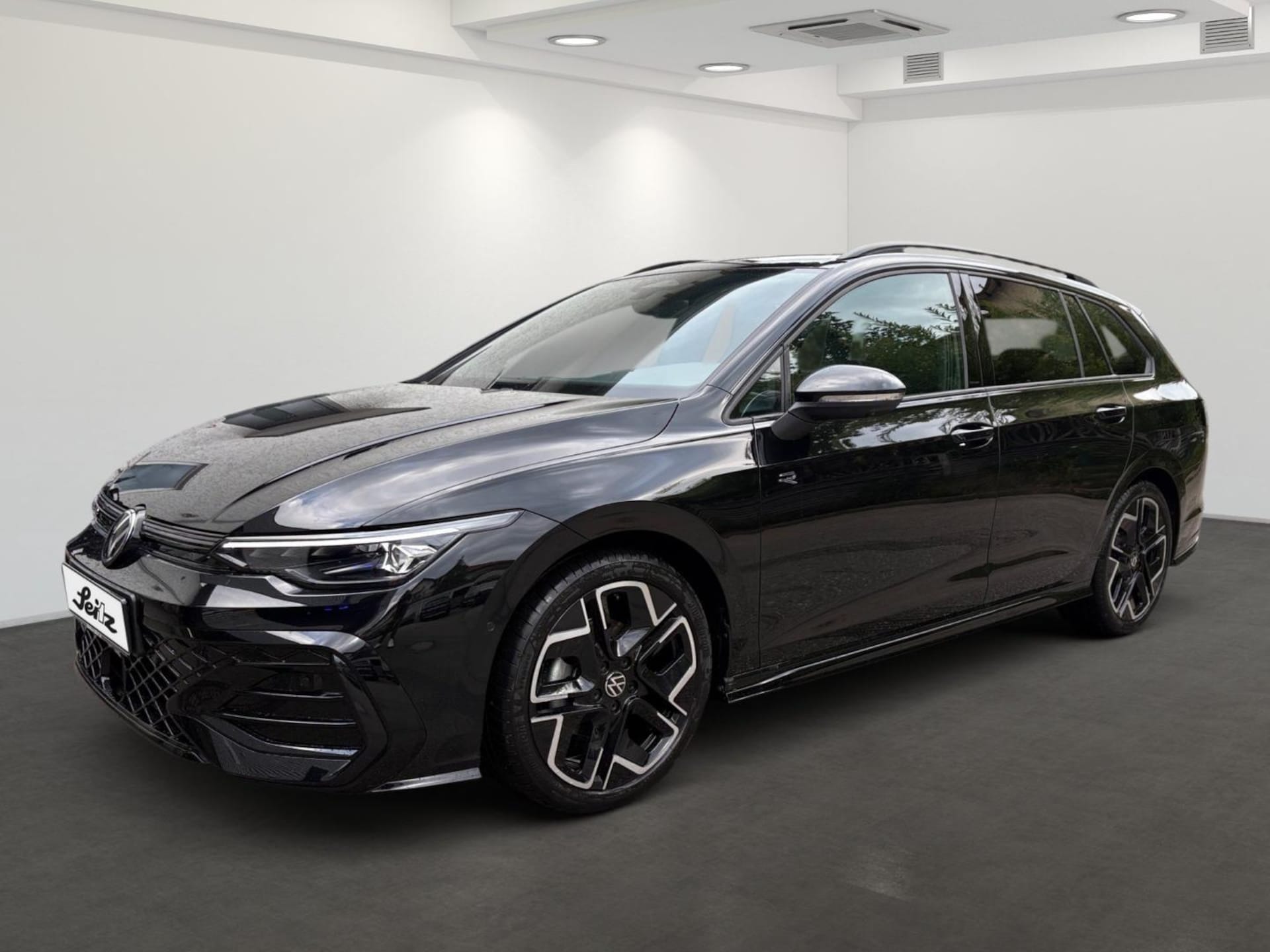 Volkswagen Golf Variant R-Line