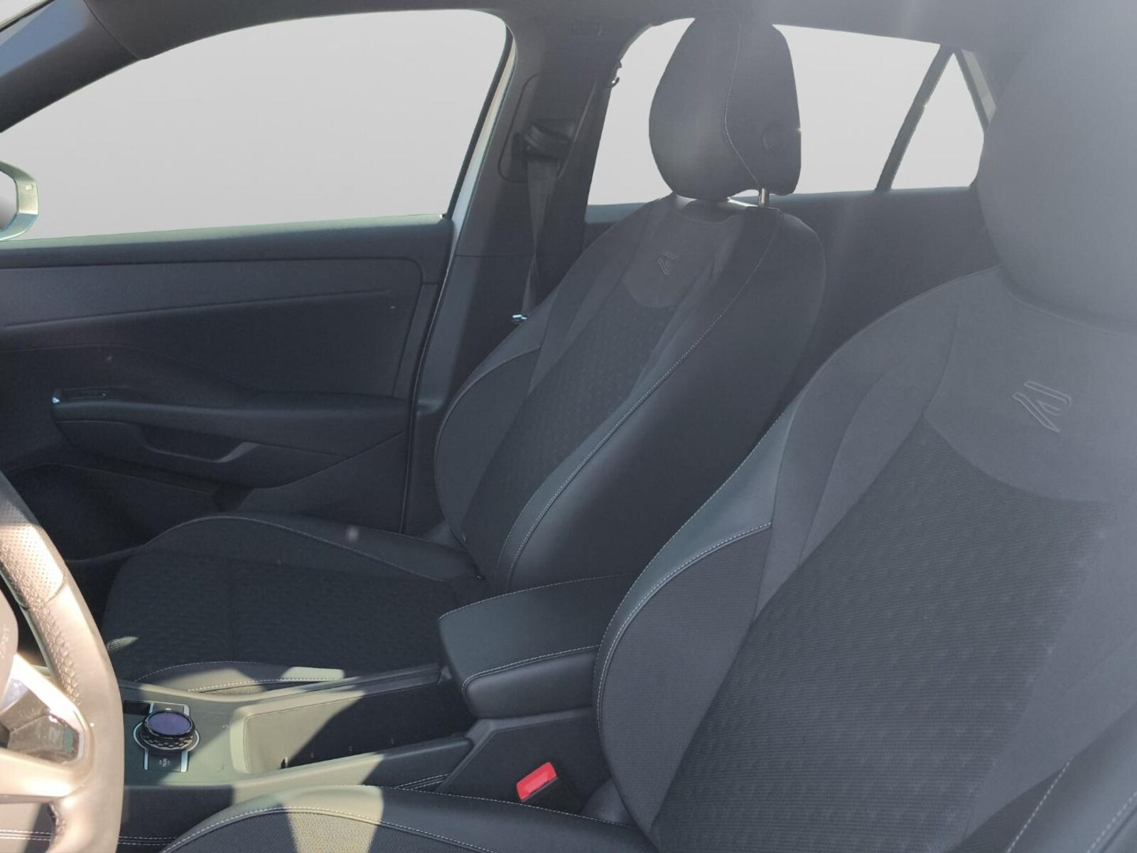 Volkswagen T-Roc – Bild 12