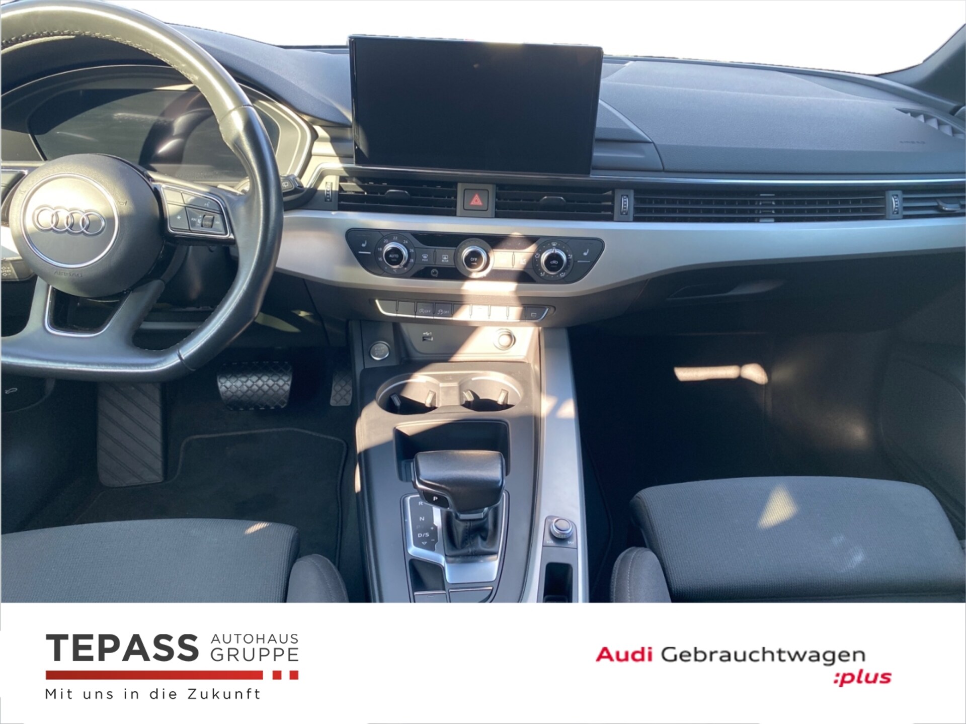 Audi A4 Avant S line