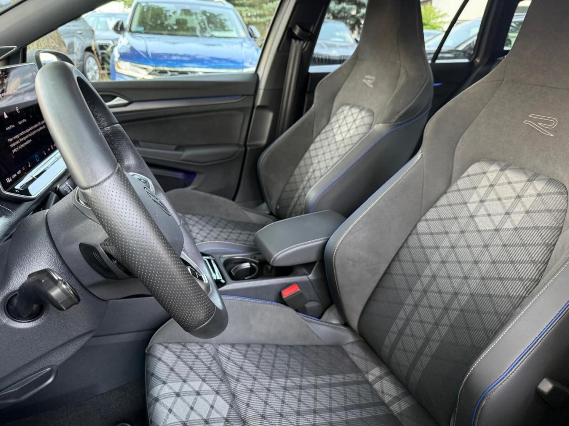 Volkswagen Golf Variant R-Line