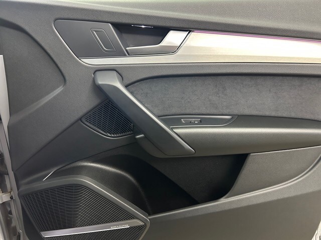 Image about Audi SQ5 Sportback TDI tiptronic