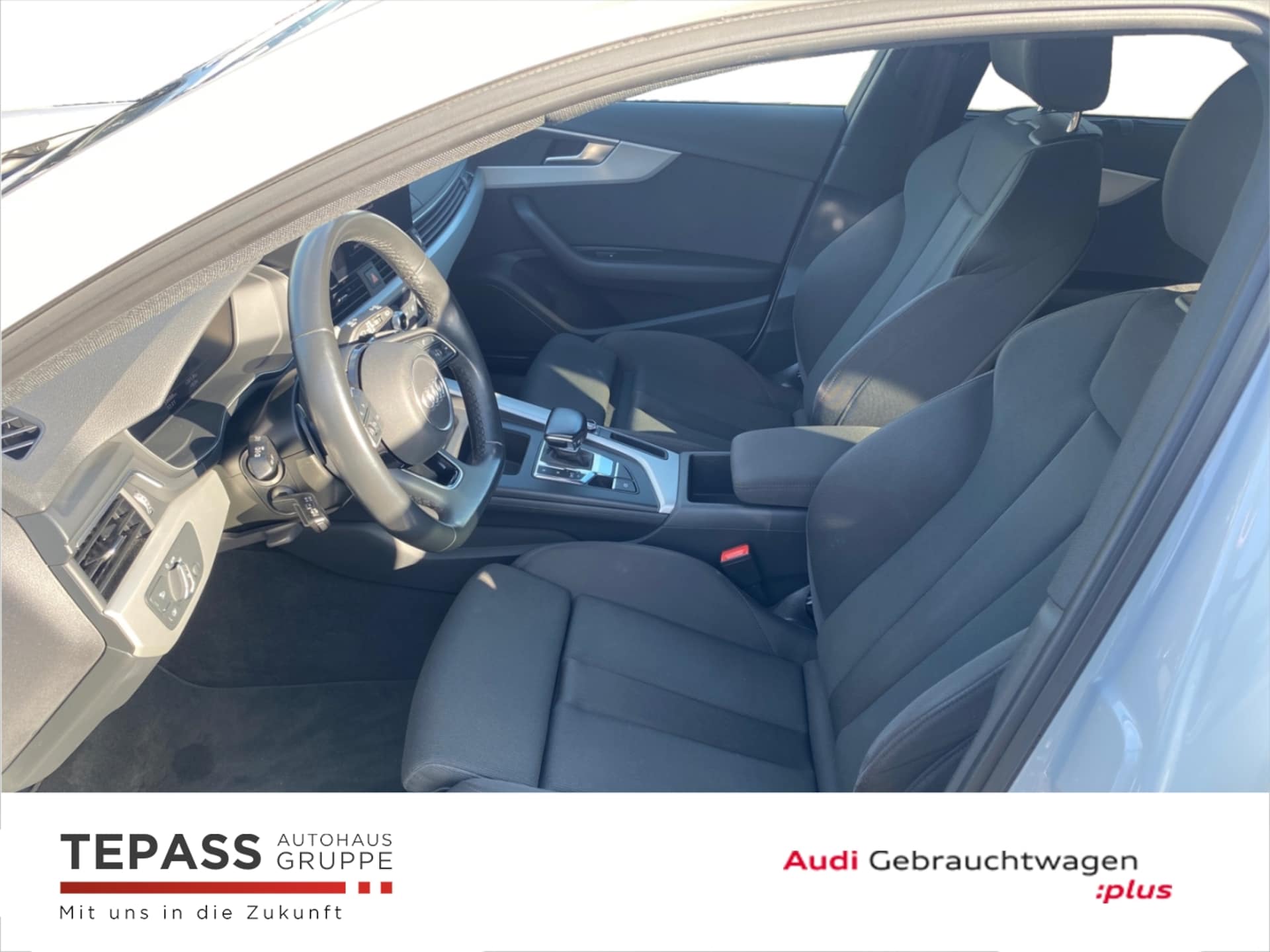 Audi A4 Avant S line