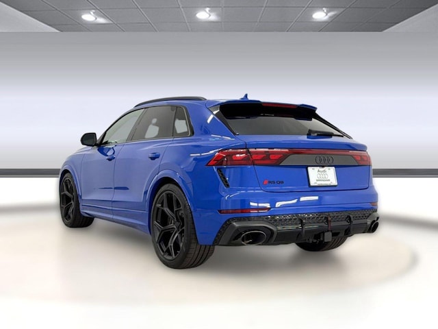 2026 Audi RS Q8 SUV performance