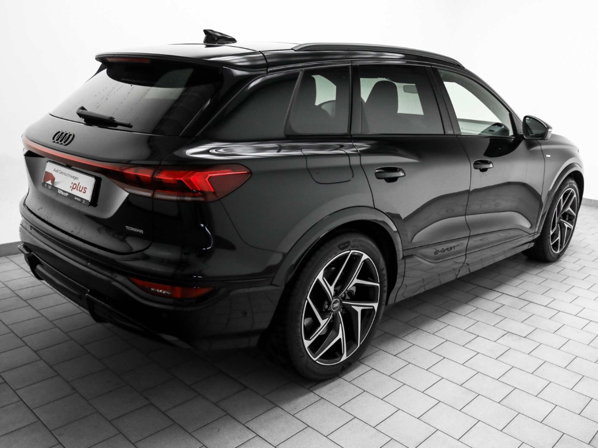 Audi Q6 SUV e-tron