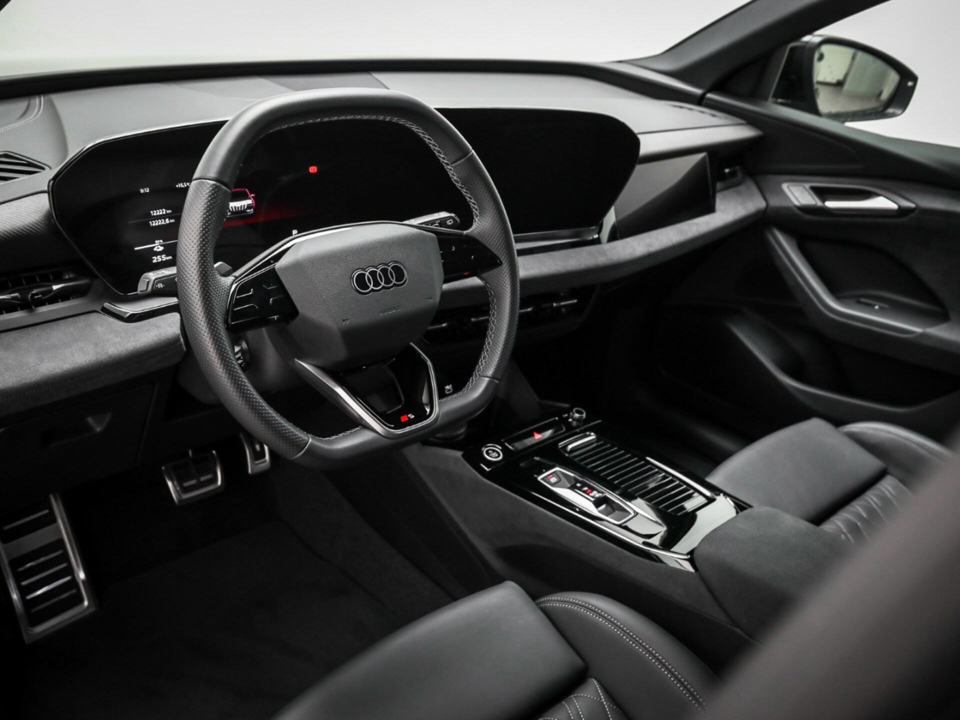 Audi Q6 SUV e-tron