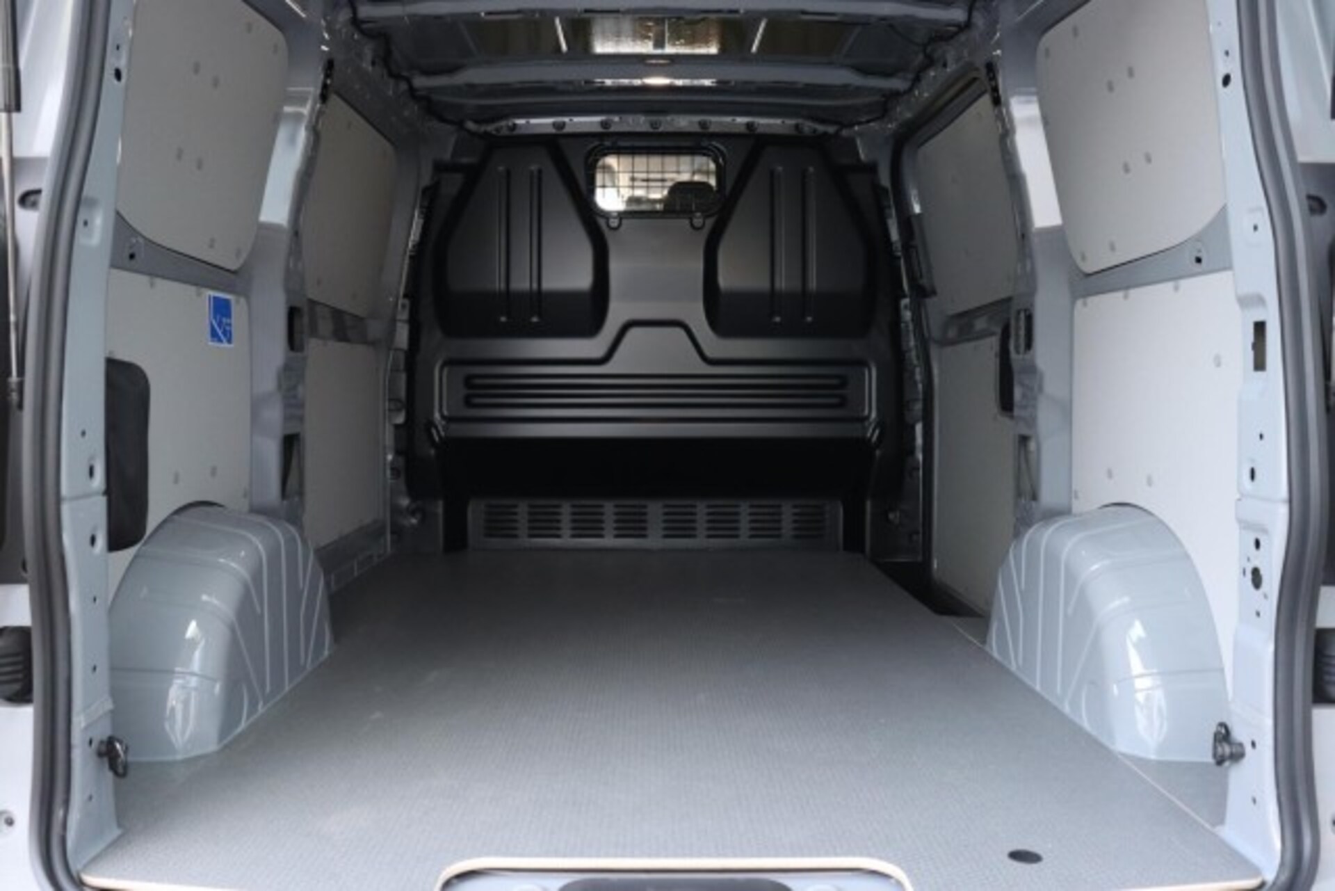 Volkswagen Transporter Kasten kurzer Radstand