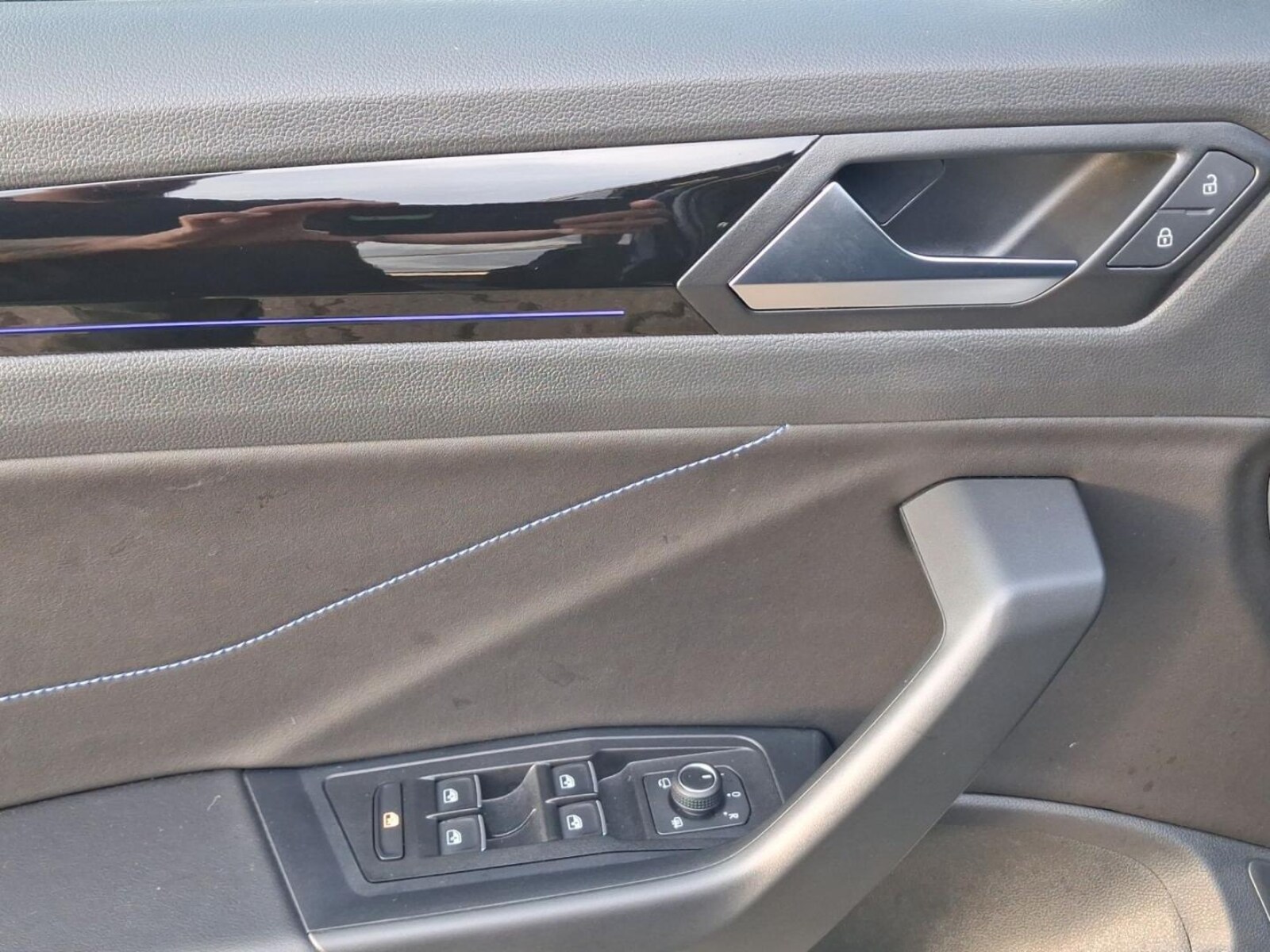 Volkswagen T-Roc – Bild 8