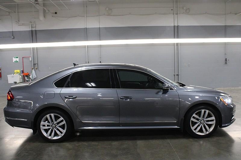 2017 Volkswagen Passat SE - Photo 6