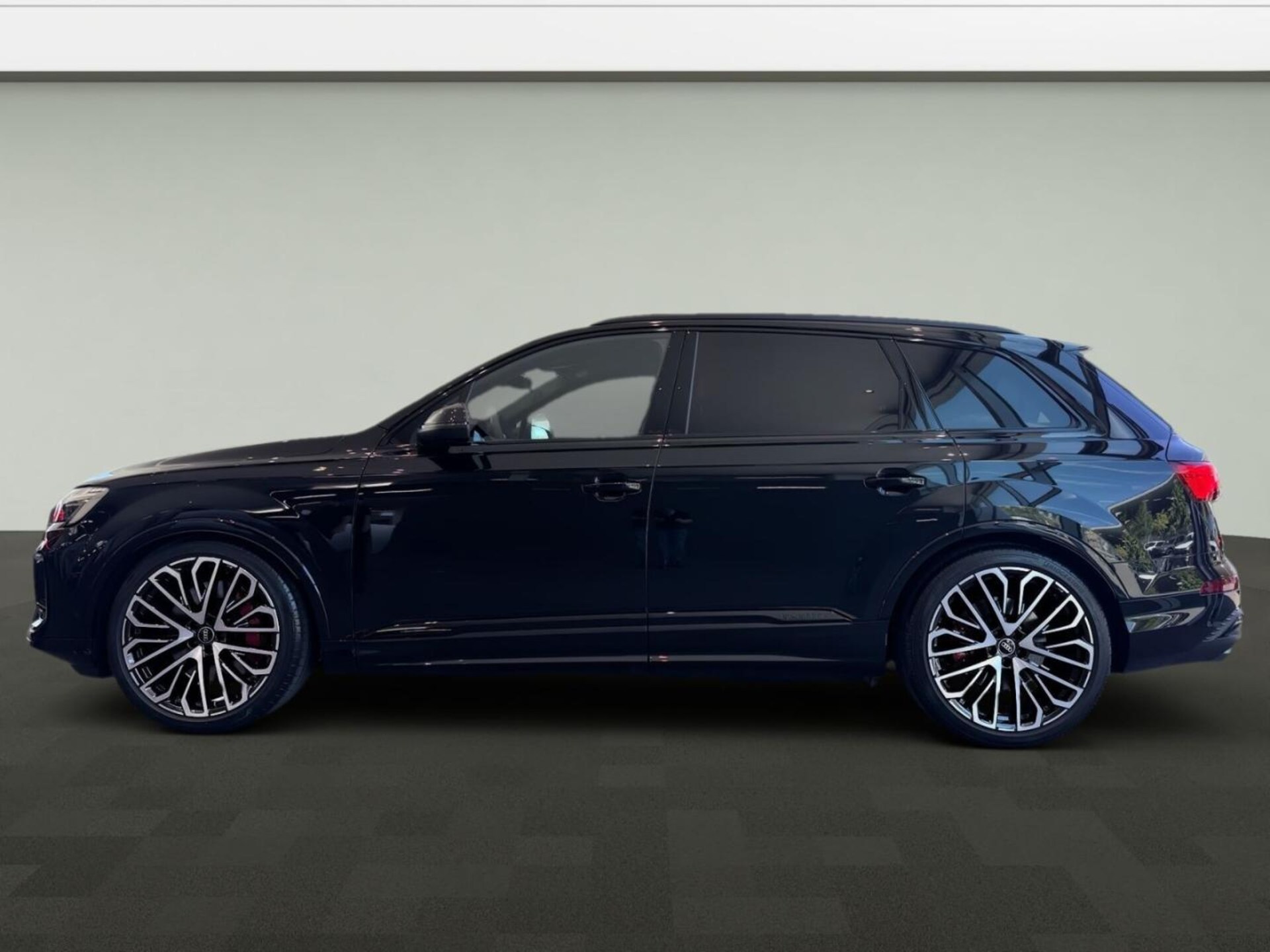 Audi SQ7 SUV