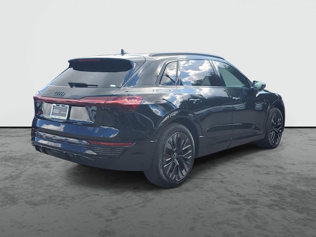 2024 Audi Q8 e-tron