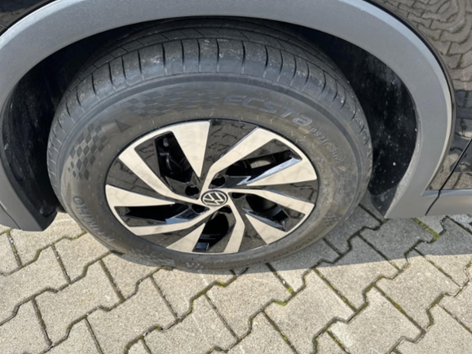 Volkswagen Tiguan – Bild 8
