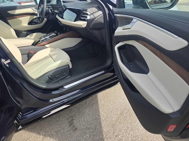 2026 Audi A6 Premium Plus - Photo 10
