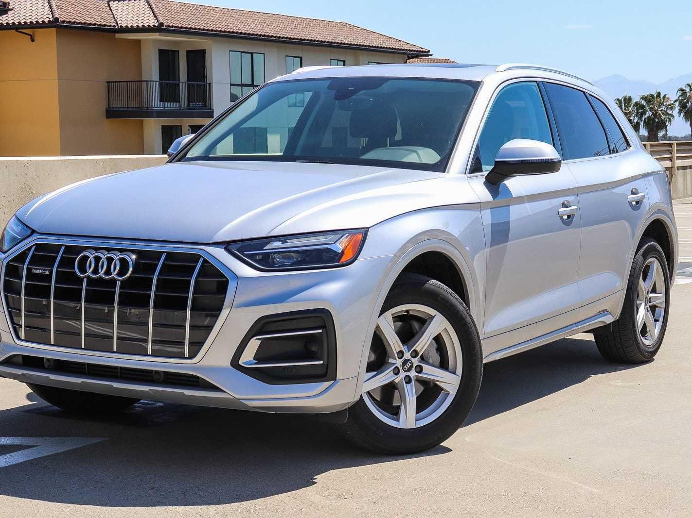 2023 Audi Q5 40 Premium's photo
