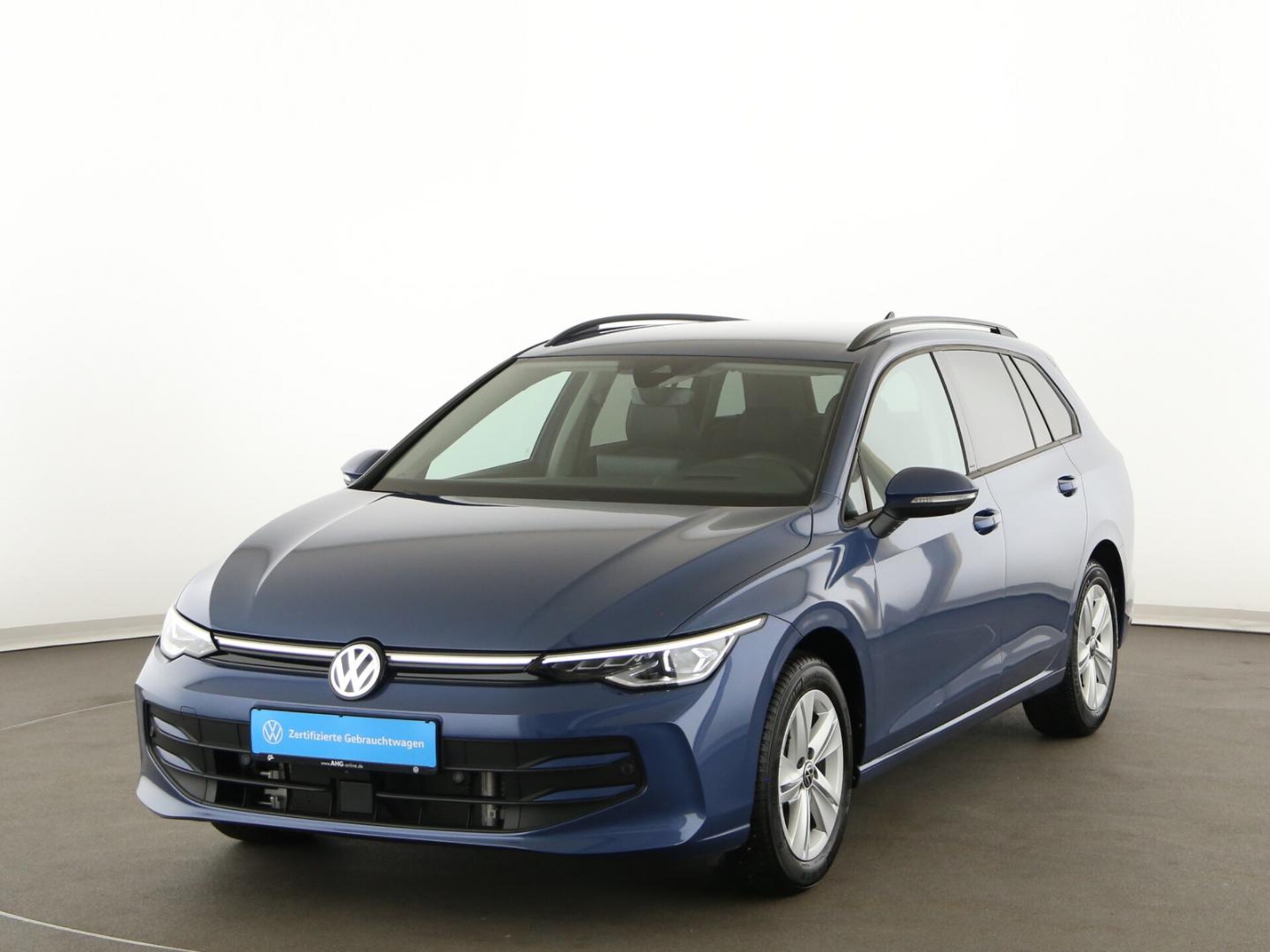 Volkswagen Golf Variant Life