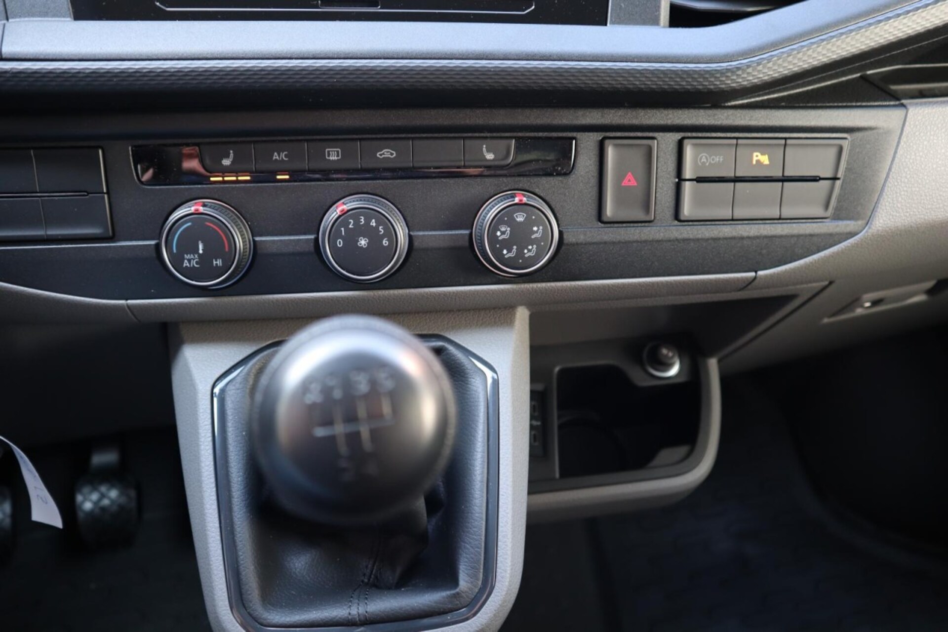 Volkswagen T6.1 Transporter Kasten kurzer Radstand