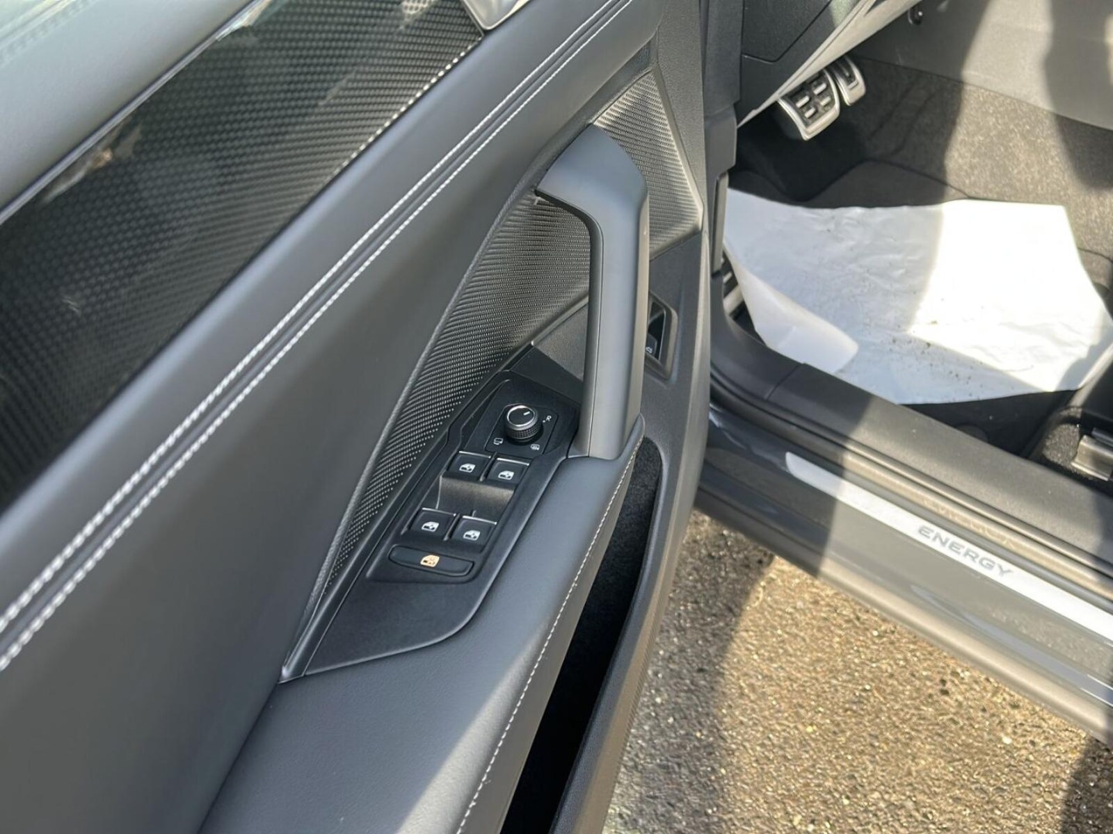 Volkswagen Tiguan – Bild 8