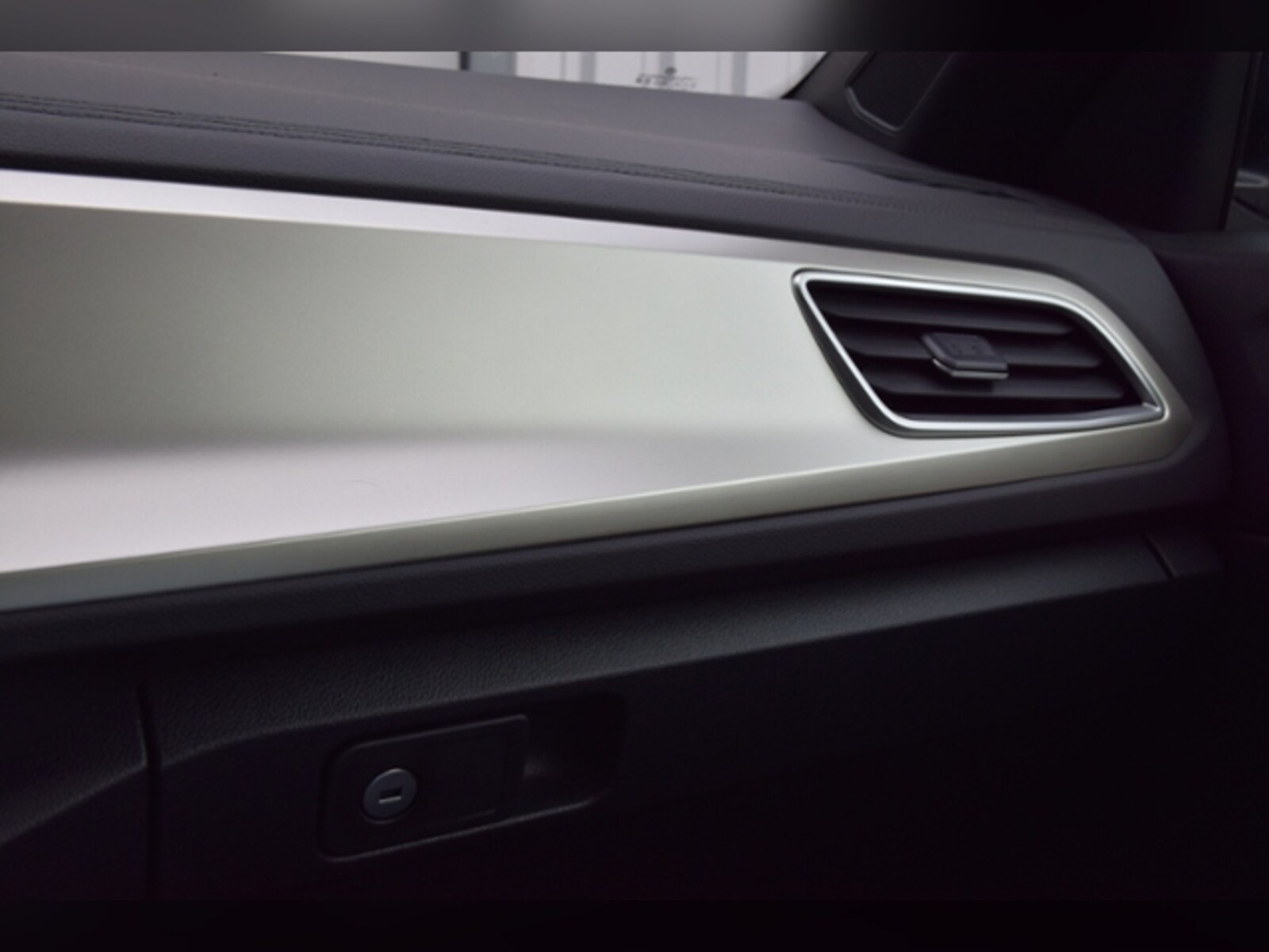Volkswagen T-Roc Cabriolet – Bild 17