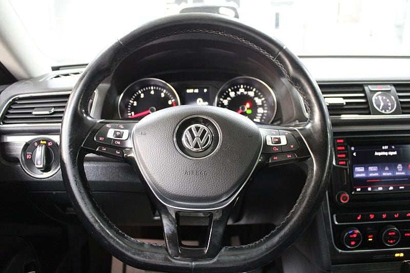2017 Volkswagen Passat SE - Photo 26