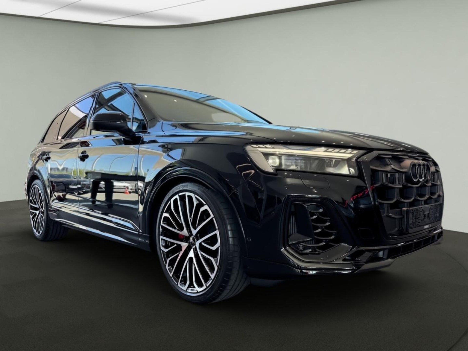 Audi SQ7 SUV