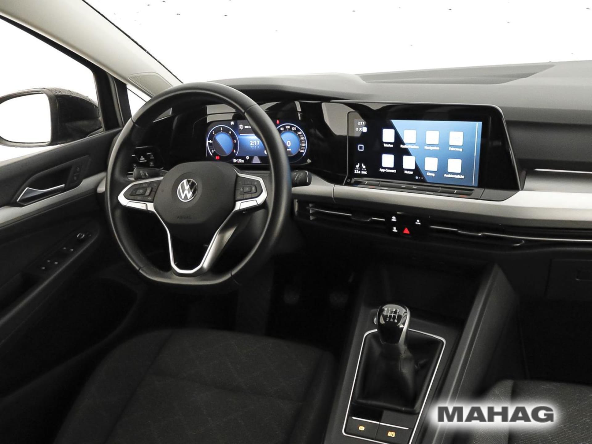 Volkswagen Golf Variant Life