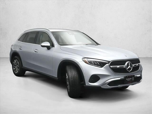 2025 Mercedes-Benz GLC 300