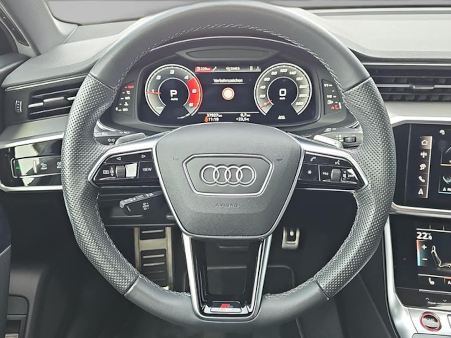 Bild über Audi S6 Avant S6 Avant TDI 253(344) kW(PS) tiptronic - für weitere Informationen kontaktieren Sie den Audi Partner