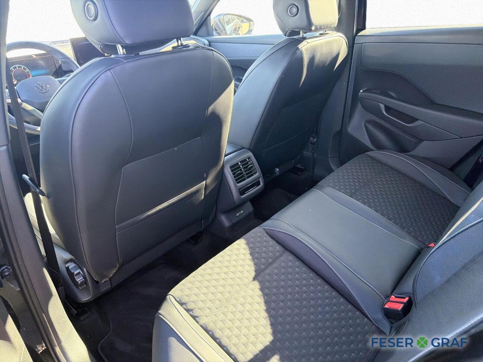 Volkswagen T-Roc – Bild 12
