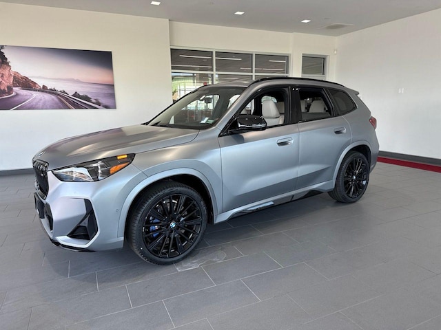 2025 BMW X1