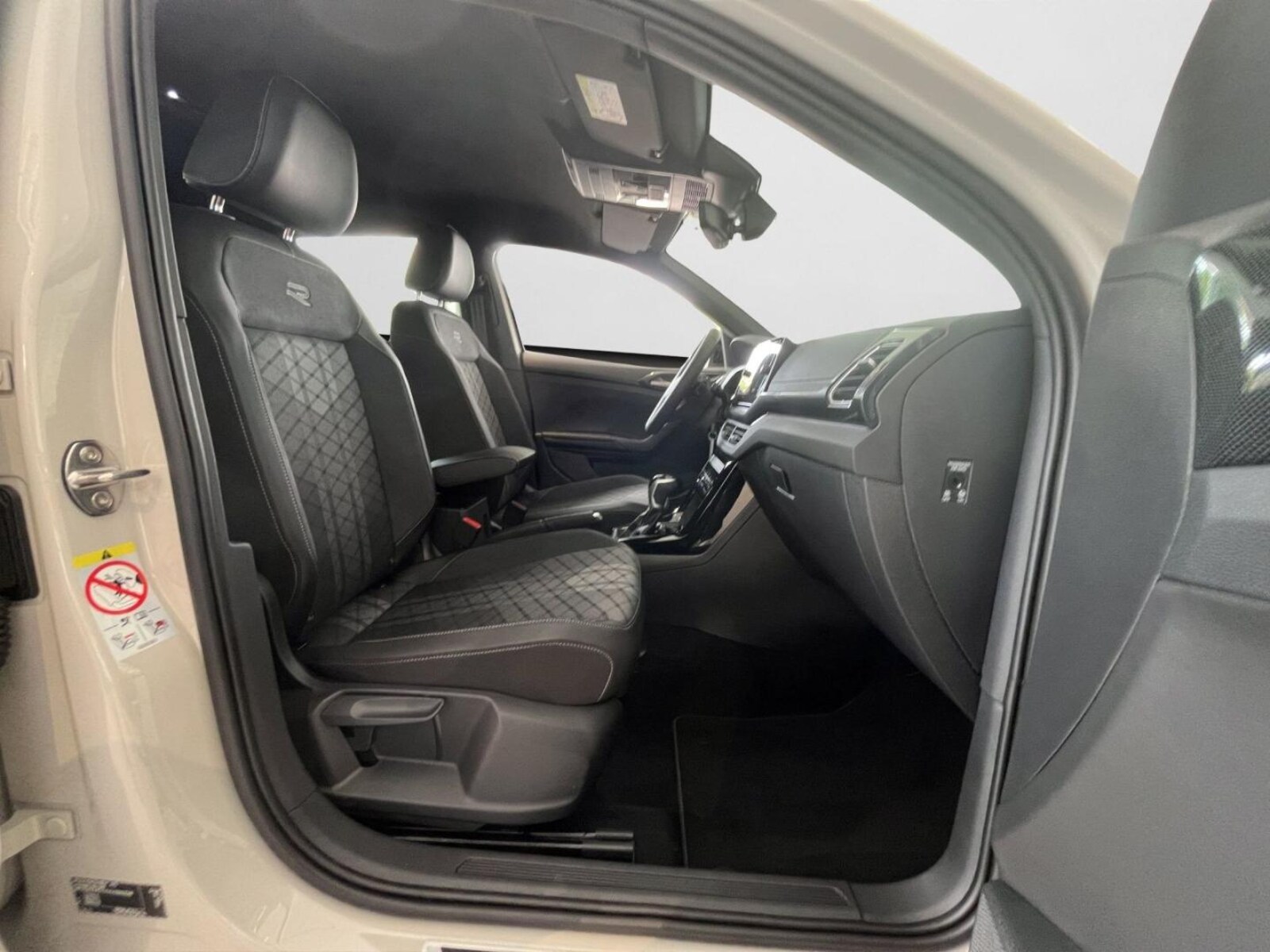 Volkswagen T-Cross – Bild 4