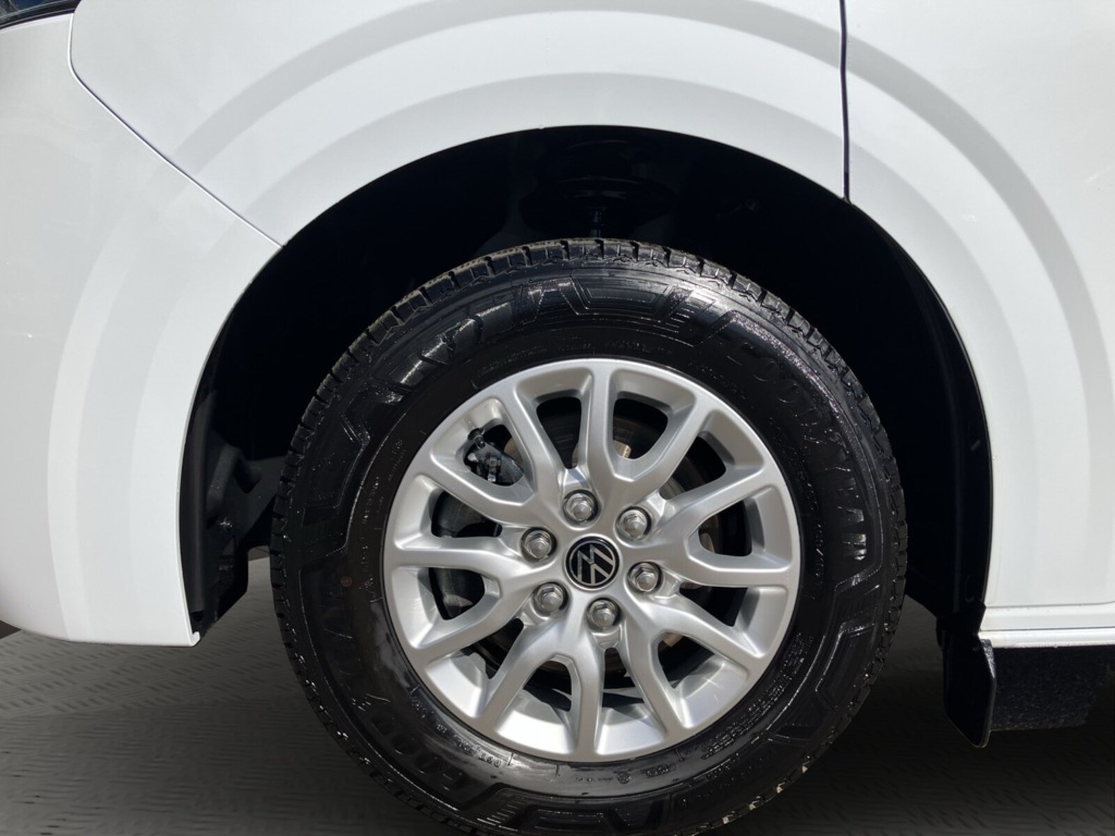 Volkswagen Caravelle – Bild 3