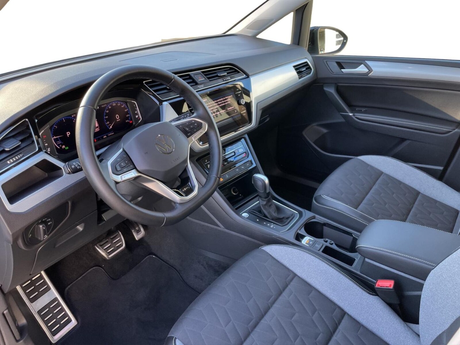 Volkswagen Touran – Bild 9