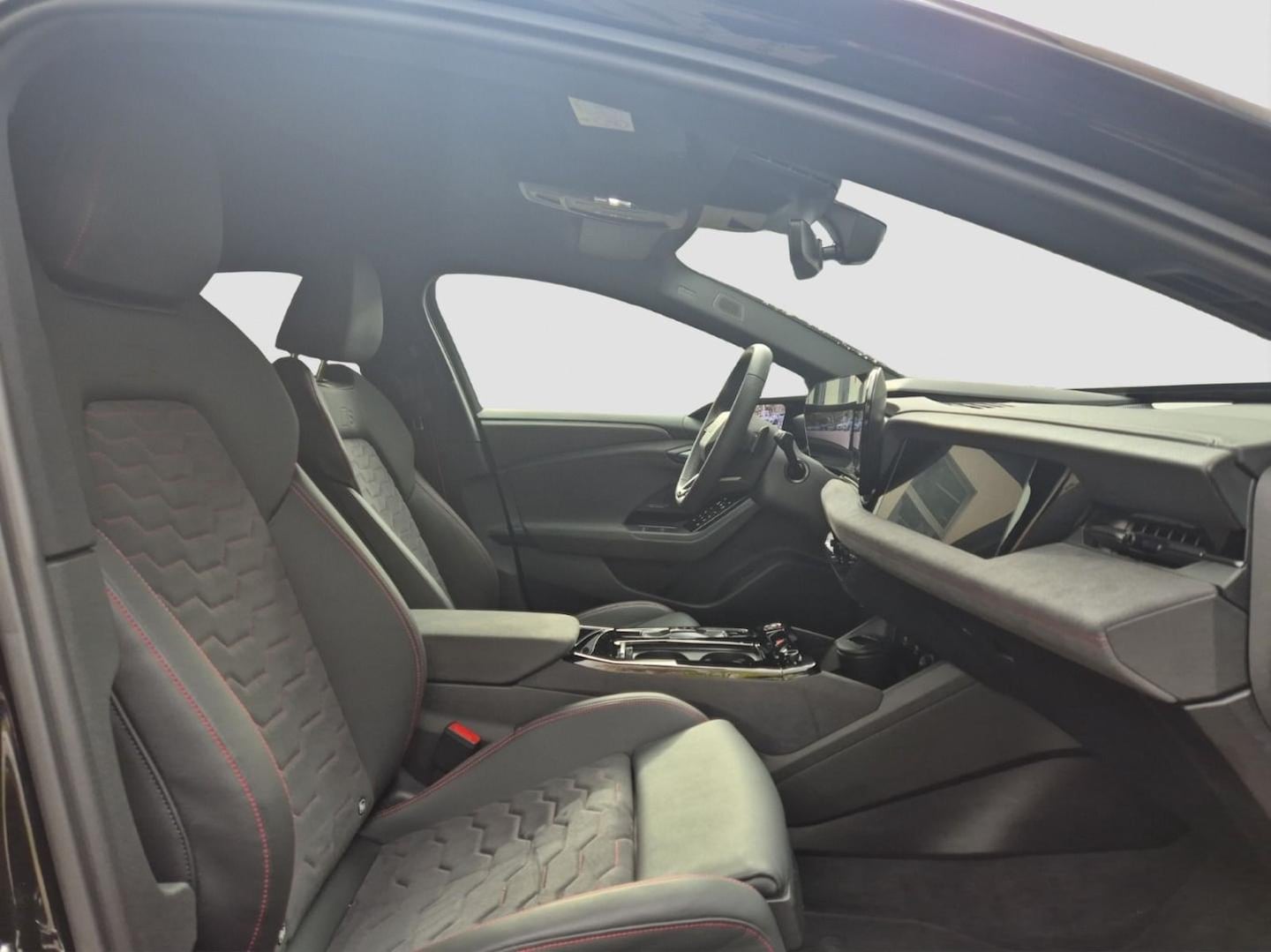 Bild über Audi S6 Avant e-tron e-tron quattro - für weitere Informationen kontaktieren Sie den Audi Partner