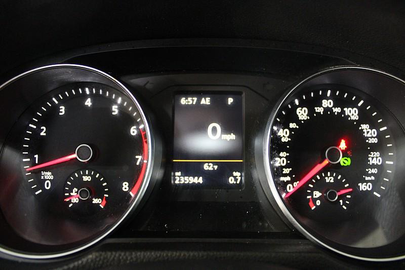 2017 Volkswagen Passat SE - Photo 29