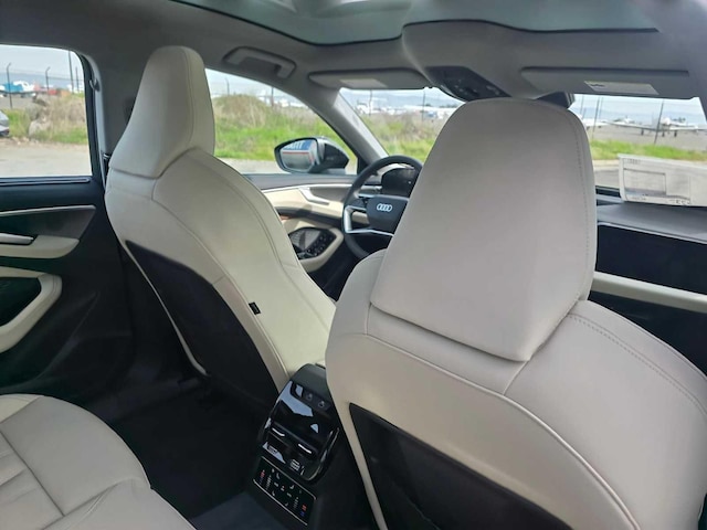 2026 Audi A6 Premium Plus - Photo 15