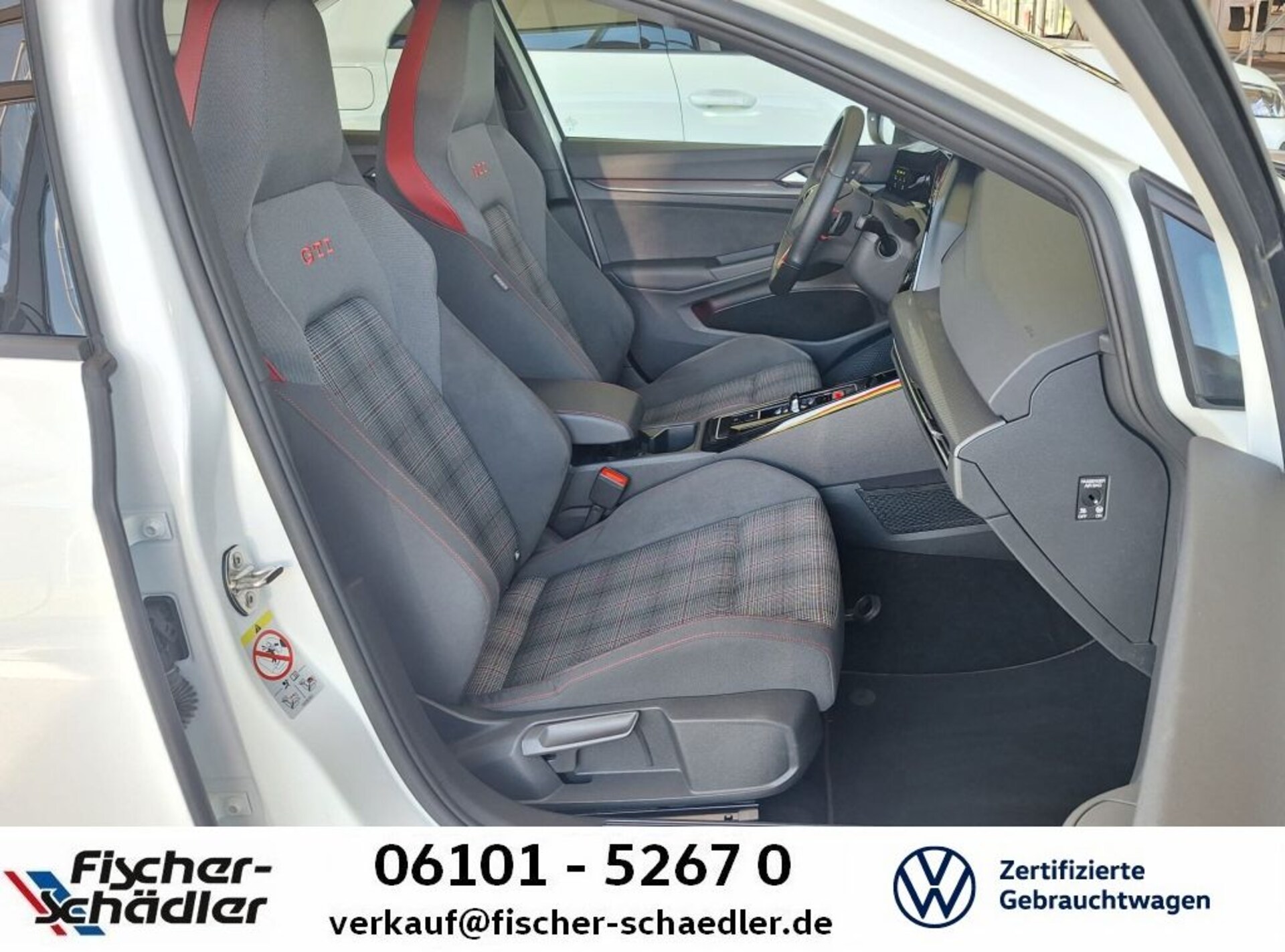 Volkswagen Golf GTI