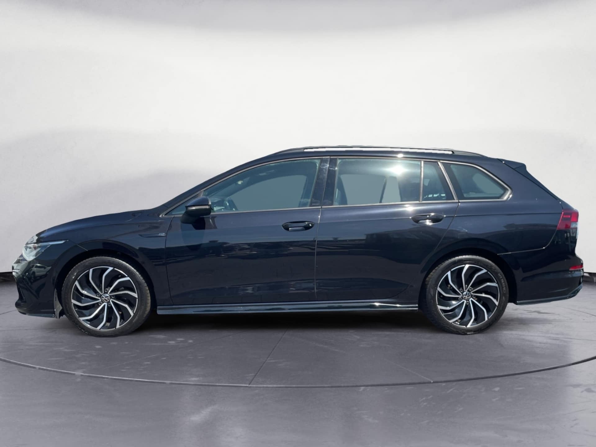 Volkswagen Golf Variant R-Line