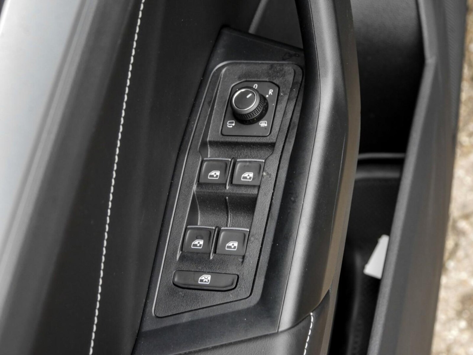 Volkswagen T-Roc – Bild 13