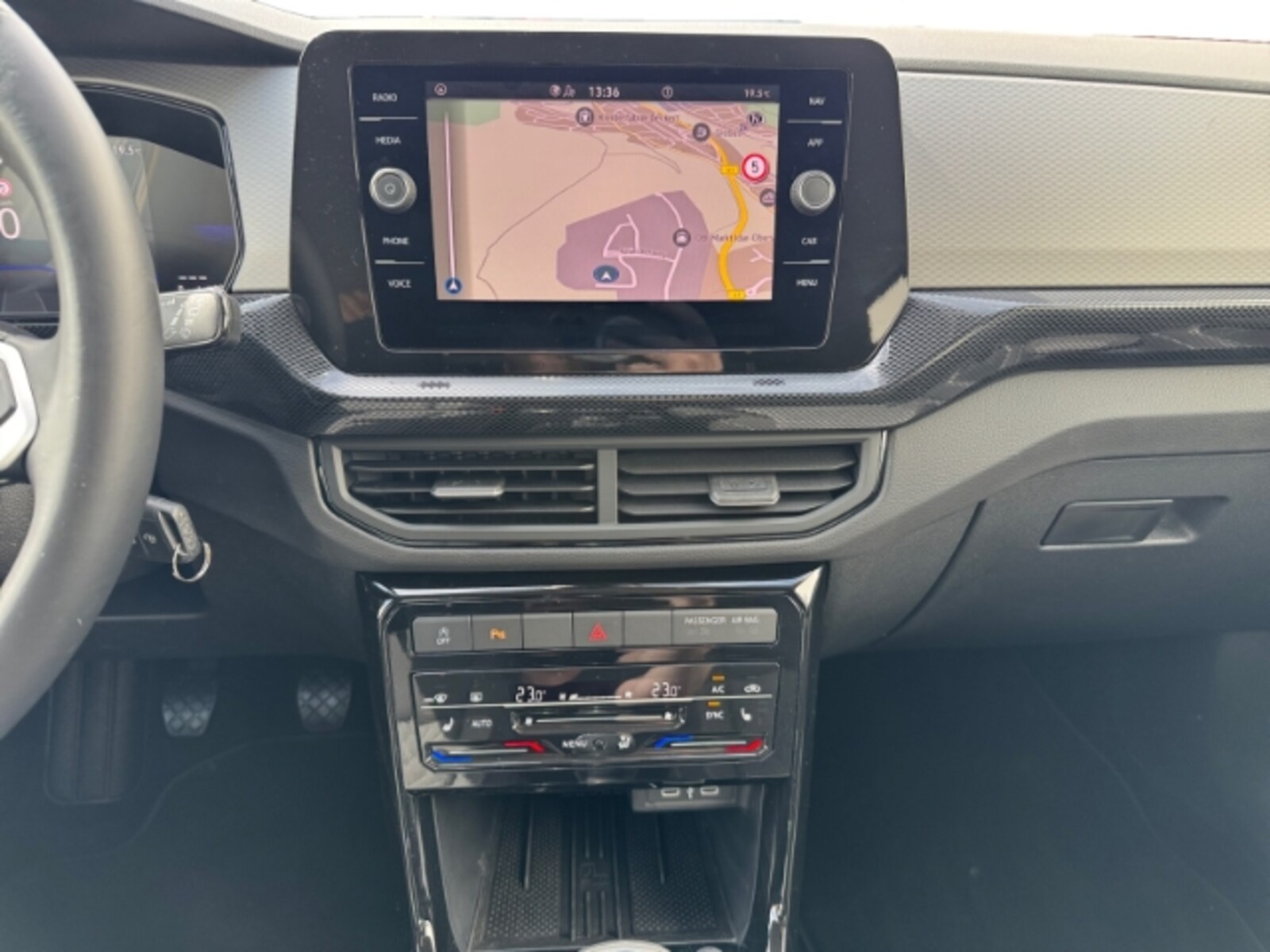 Volkswagen T-Cross – Bild 12