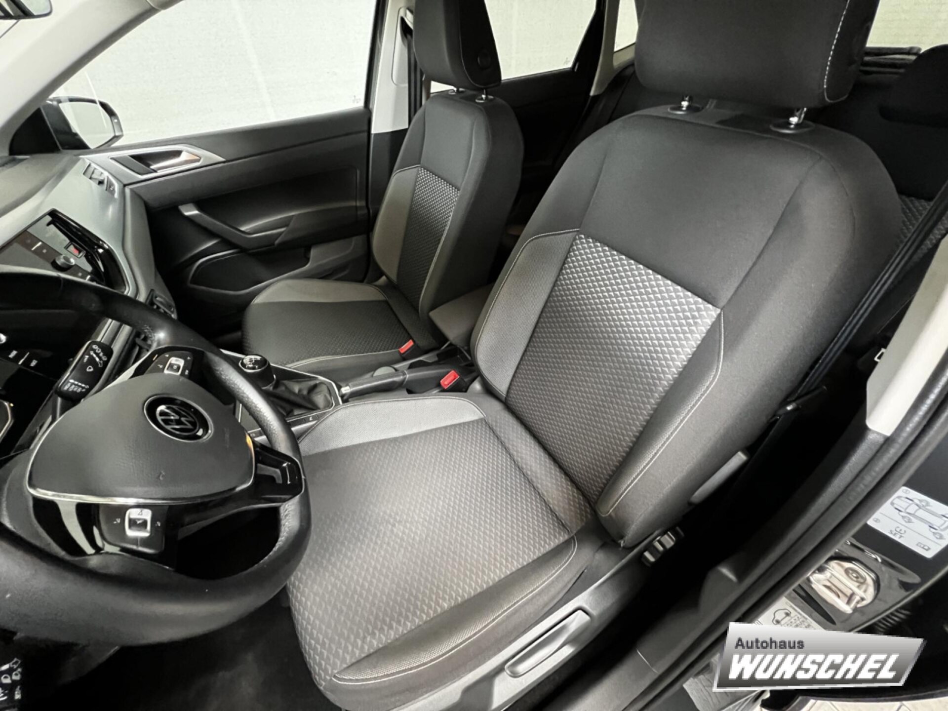Volkswagen Polo Active