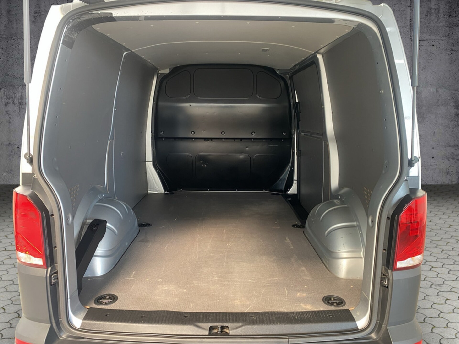 Volkswagen T6.1 Transporter Kasten kurzer Radstand