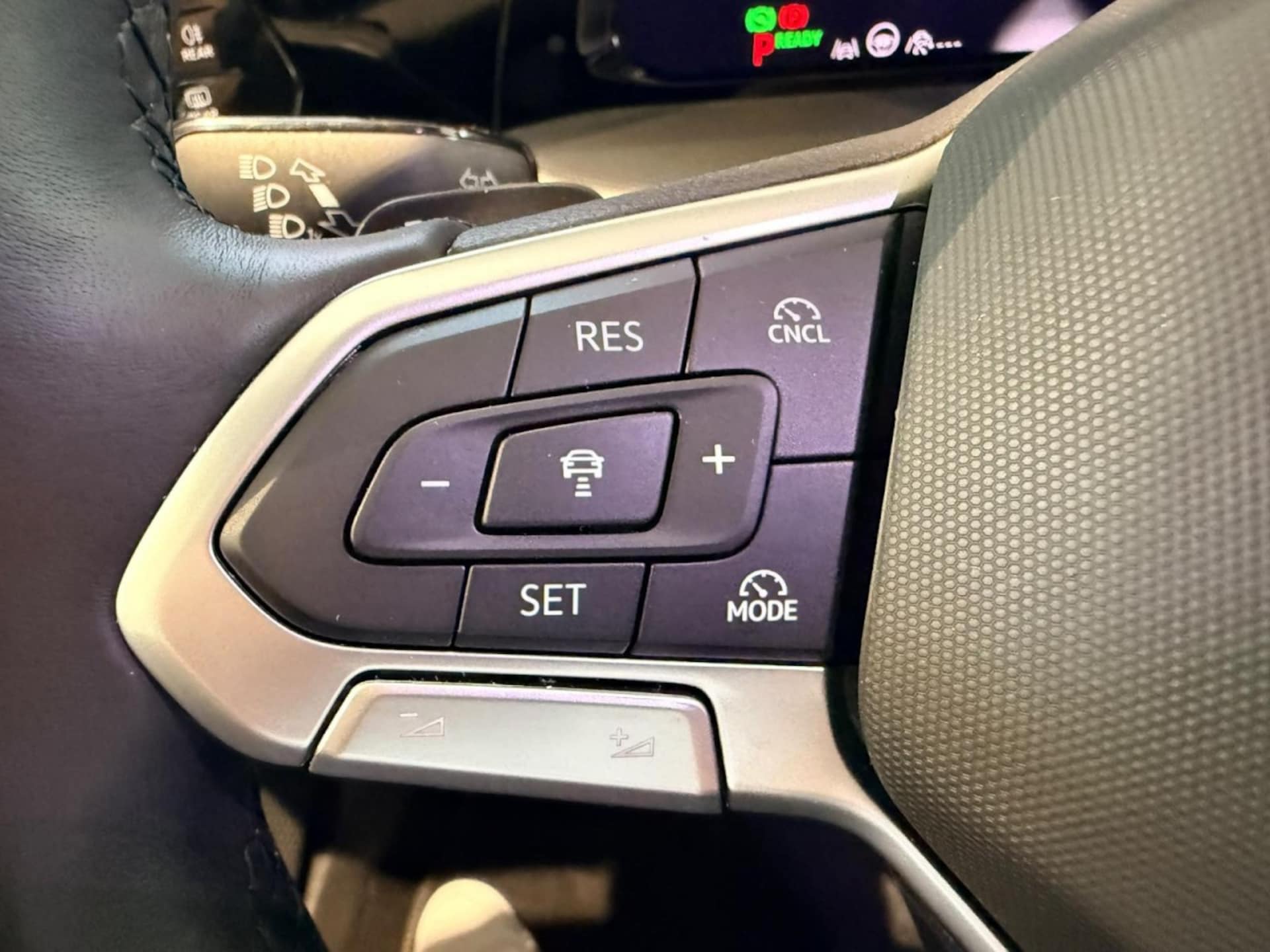 Volkswagen Golf Style