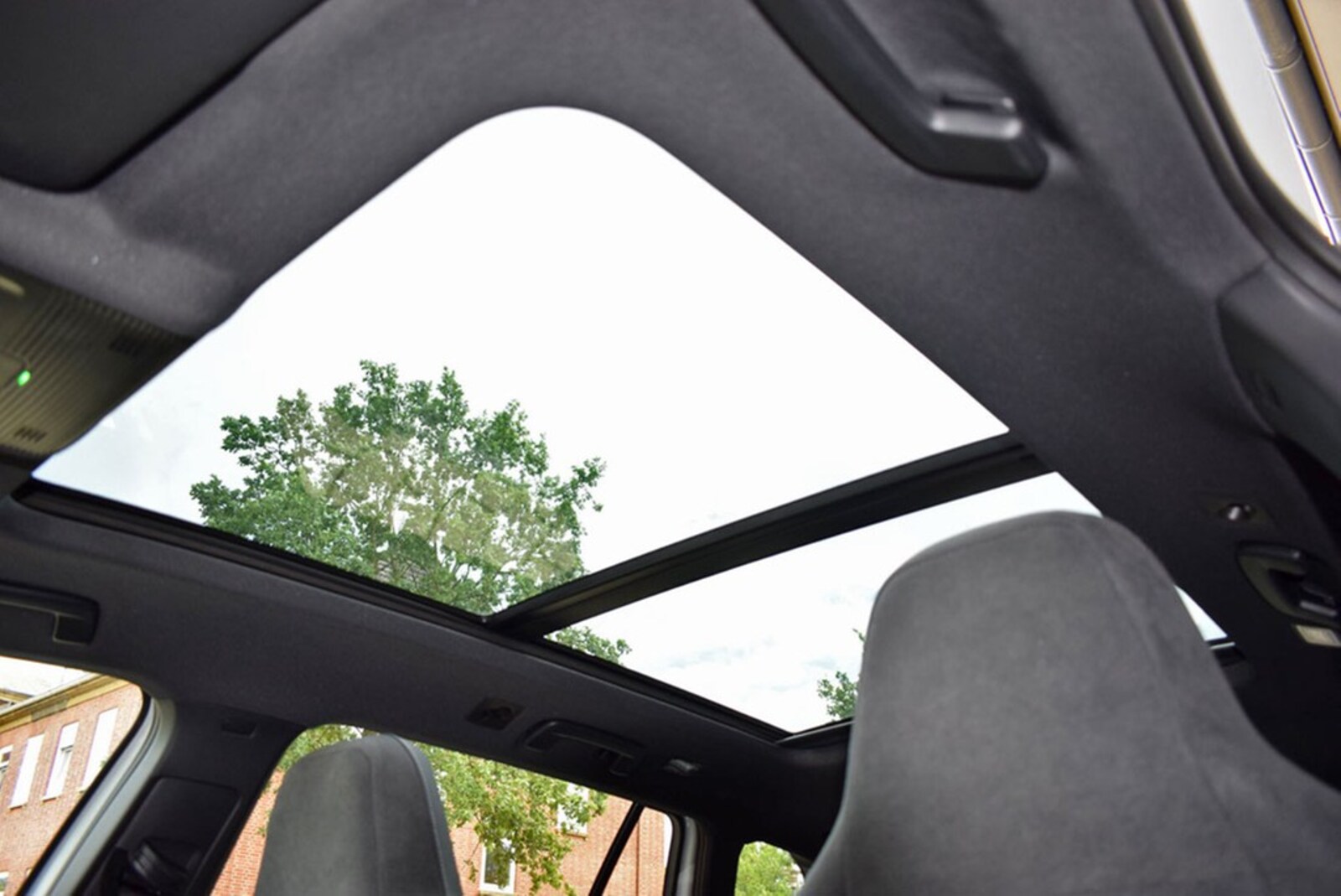 Volkswagen Golf Variant – Bild 9