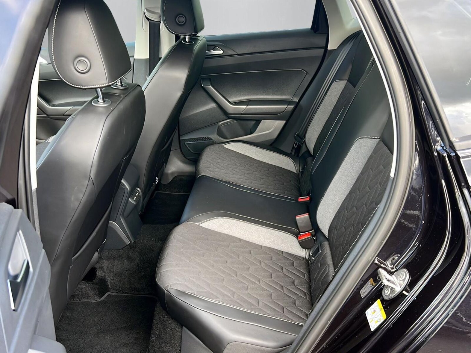 Volkswagen Polo – Bild 11
