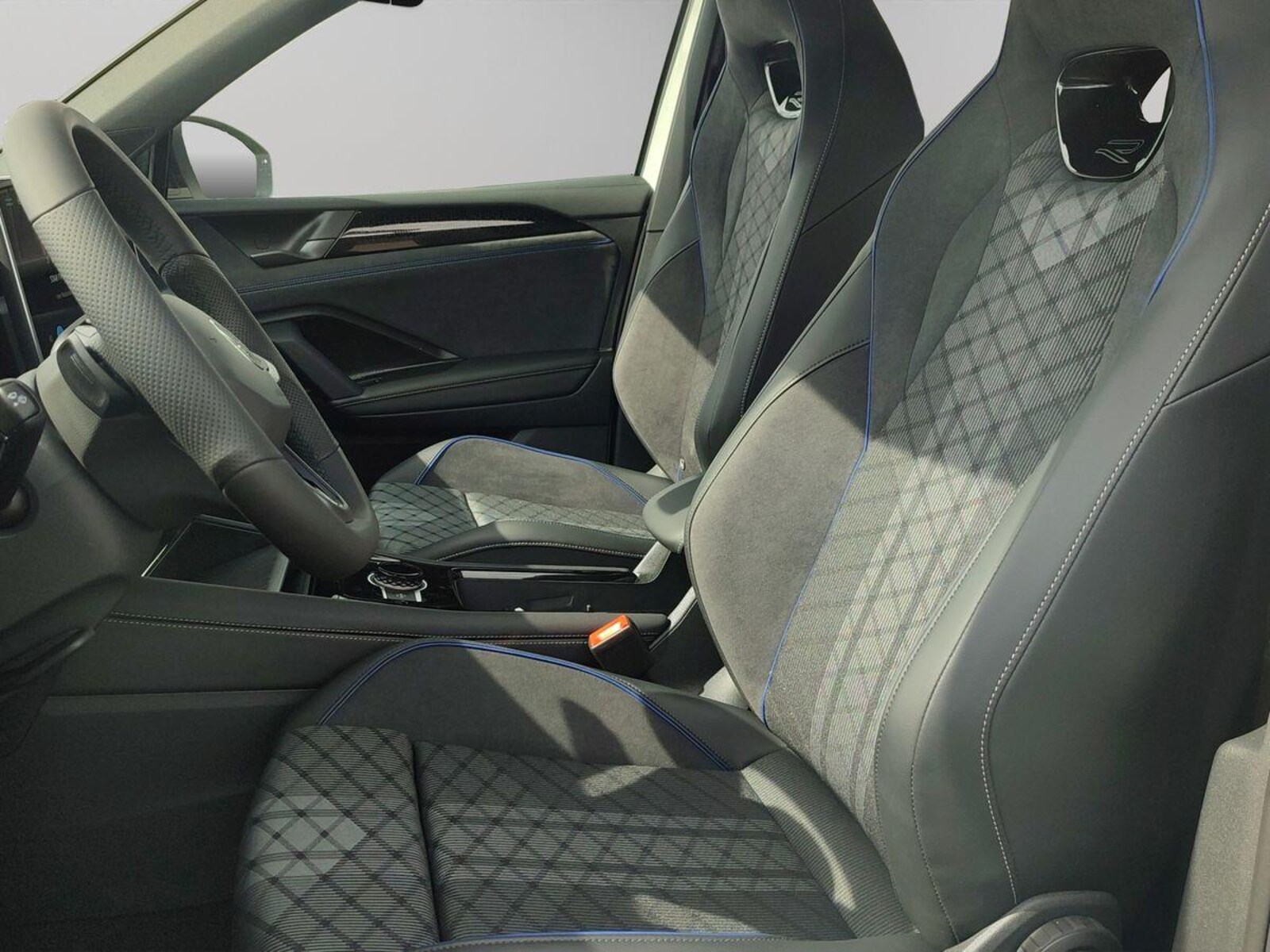 Volkswagen Tiguan – Bild 9