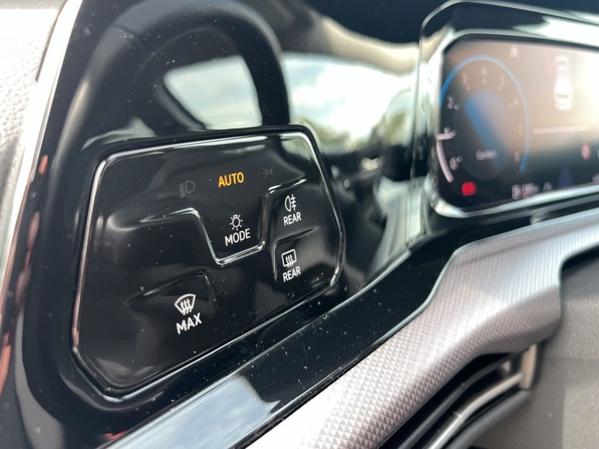 Volkswagen Golf Active