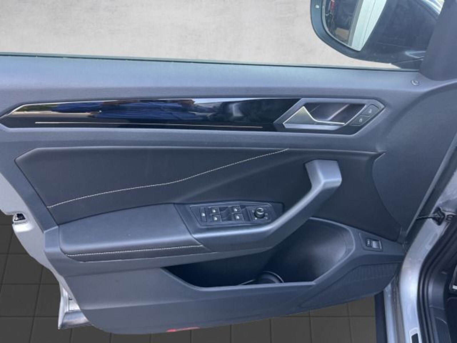 Volkswagen T-Roc – Bild 18