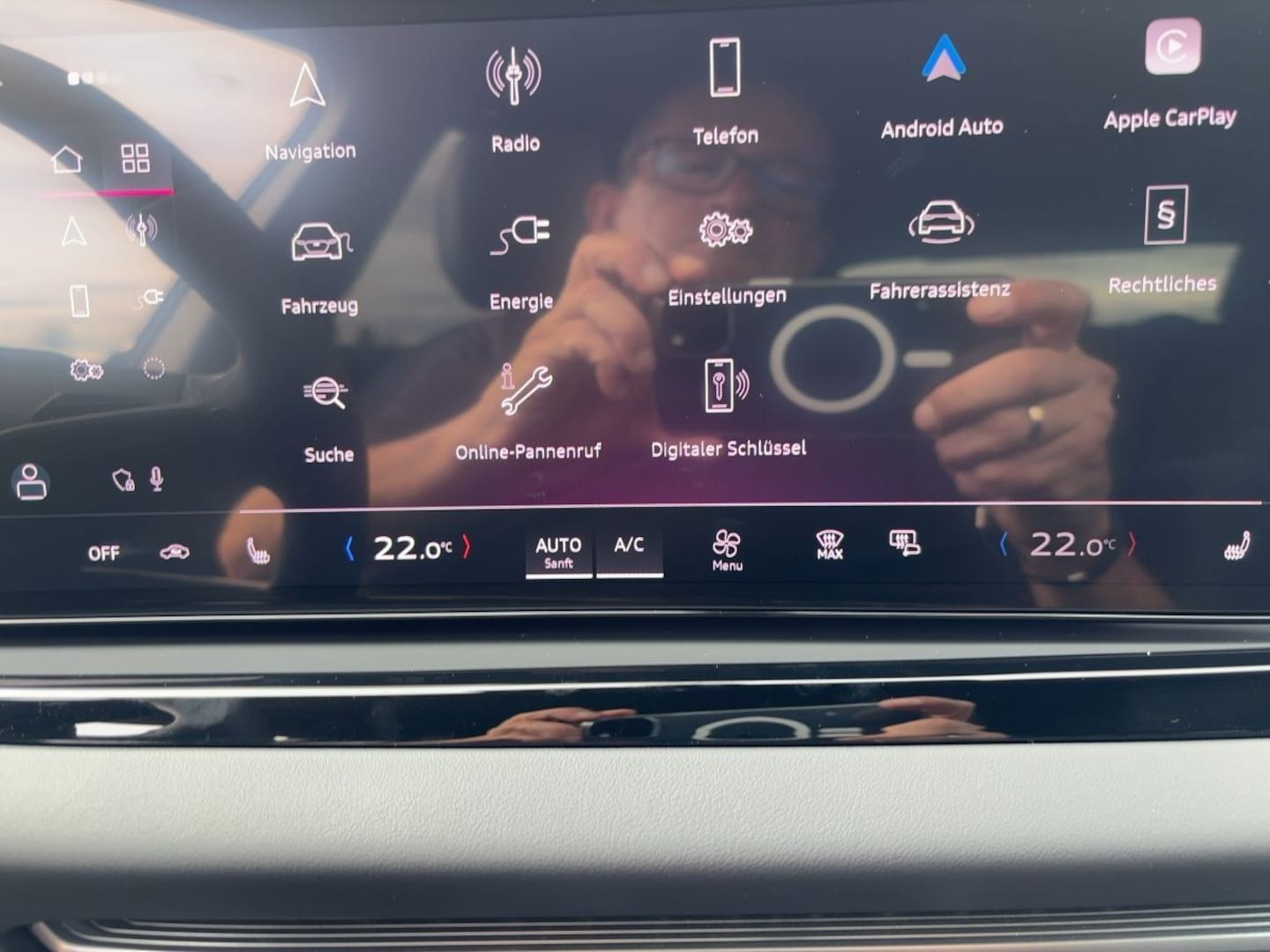 Bild über Audi A6 Avant e-hybrid e-hybrid quattro 220 kW S tronic - für weitere Informationen kontaktieren Sie den Audi Partner