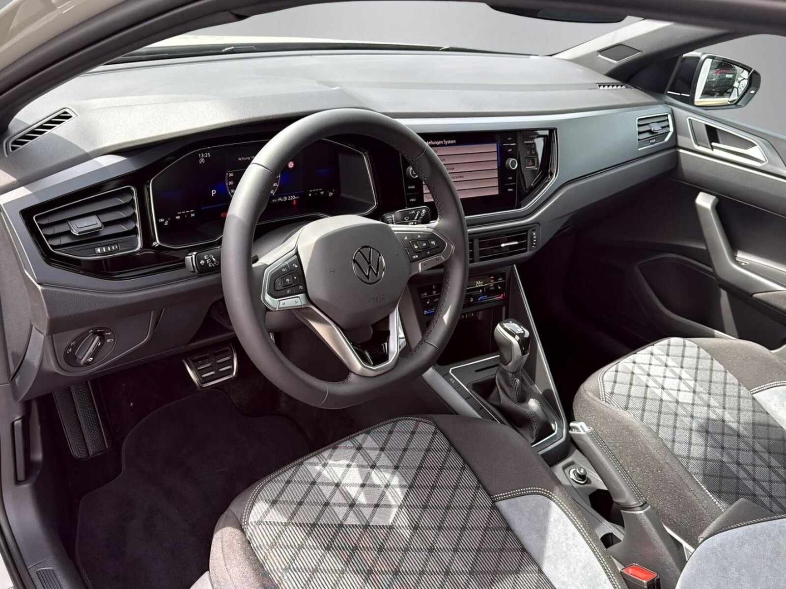 Volkswagen Polo – Bild 7