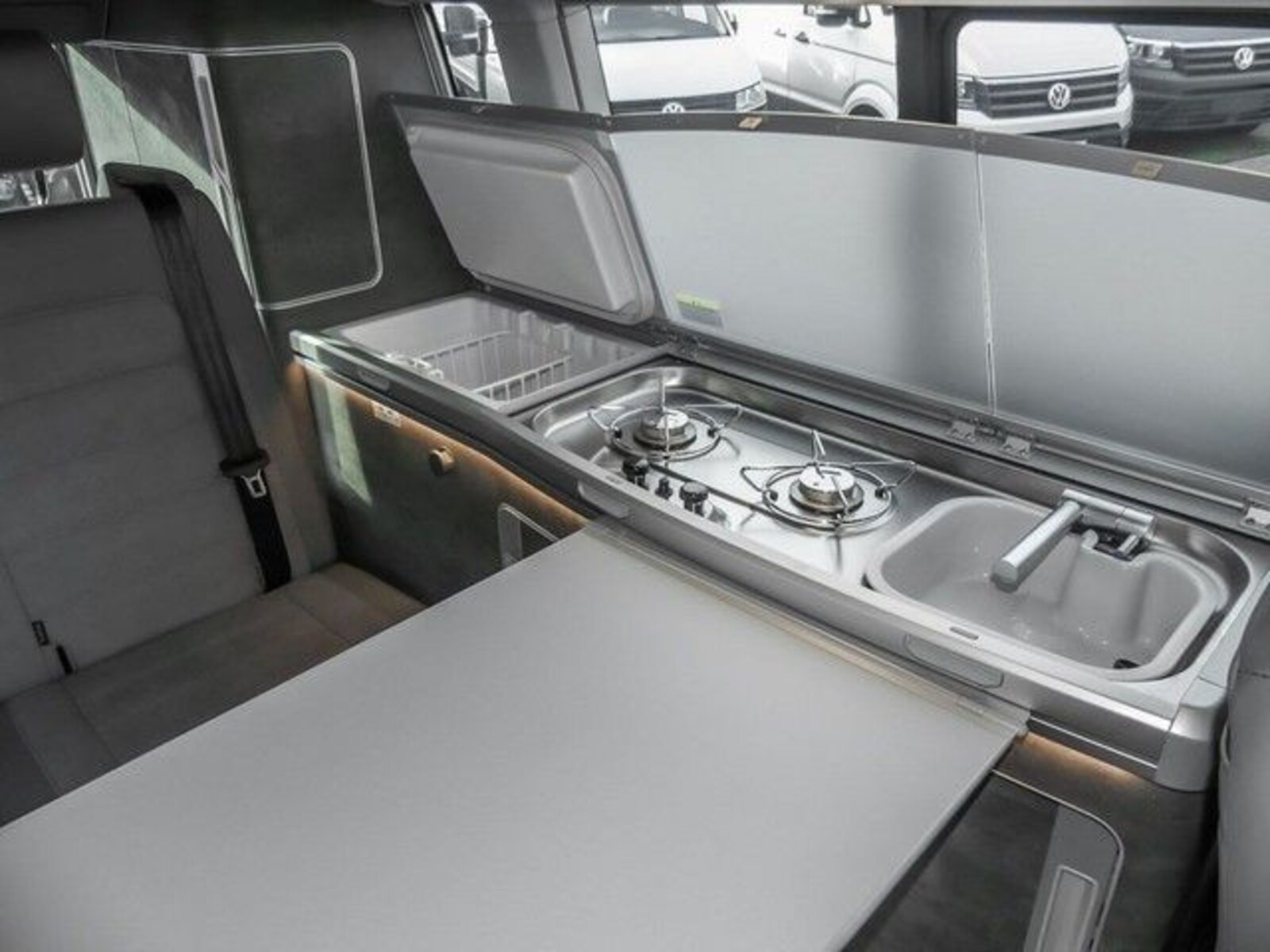 Volkswagen T6.1 California – Bild 23